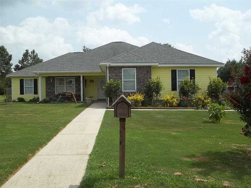 20 Covenant Drive, Dothan AL