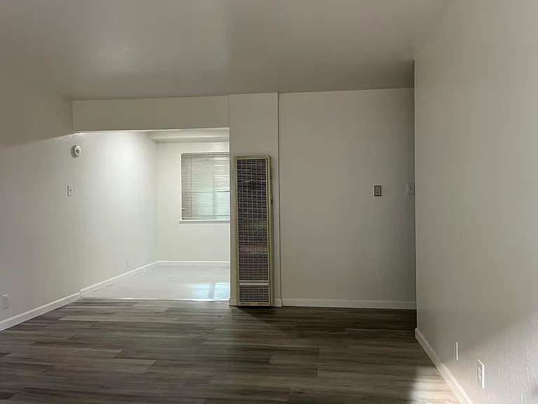 2119 Central Ave #C — Photo 3