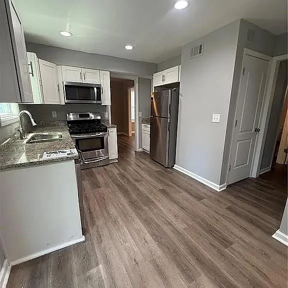 6255 Creekford Ln — Photo 4
