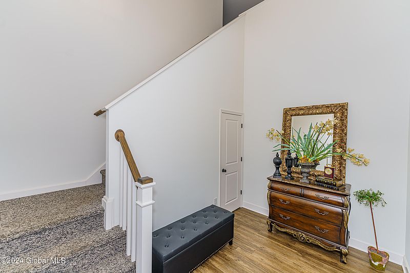 5th image of 23 Wardley Circle