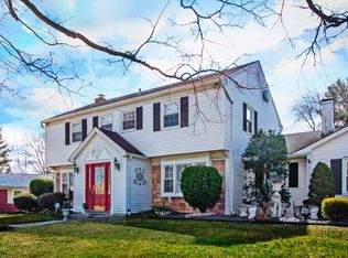 11 Mistletoe Dr, Matawan, NJ 07747