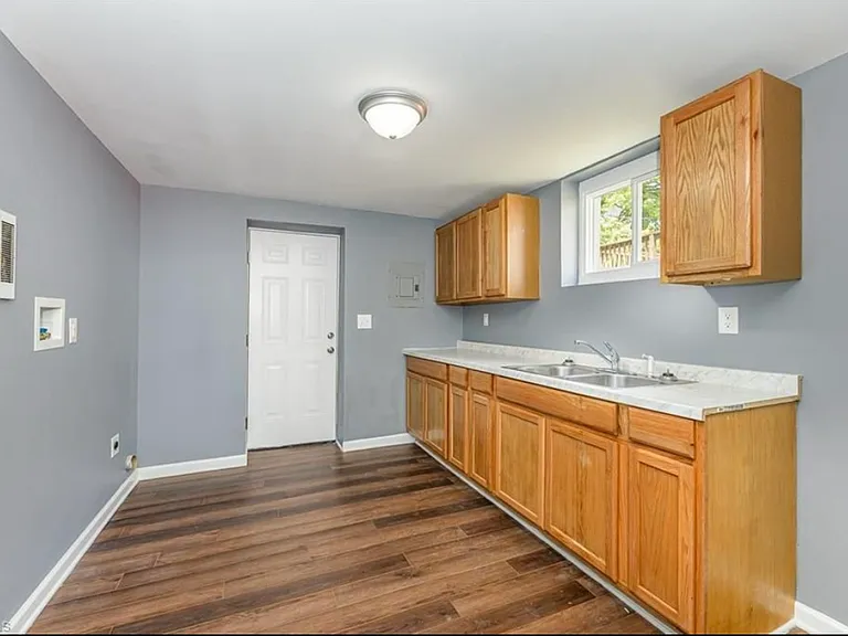 518 N Scales St #3 — Photo 1