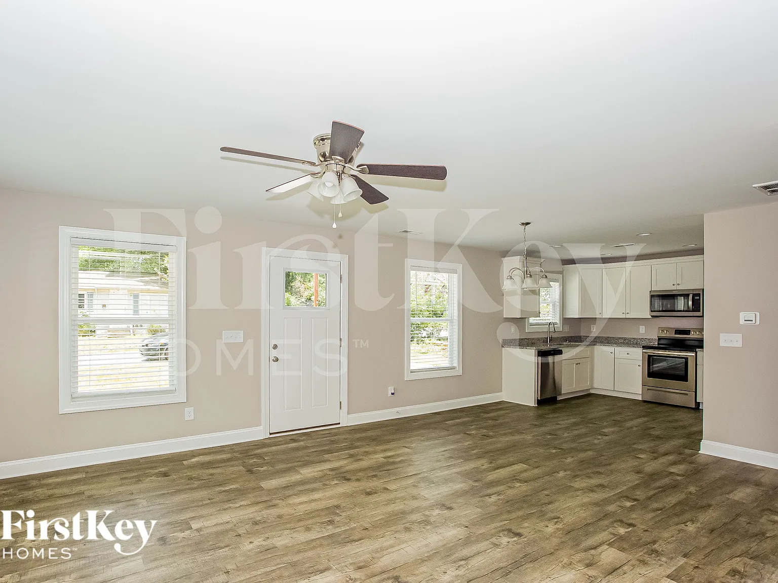 3 bed, 2.5 bath, 1314 sqft, $1,980 — Photo 4