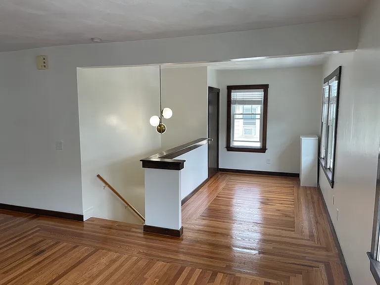 51 Taft Ave — Photo 9