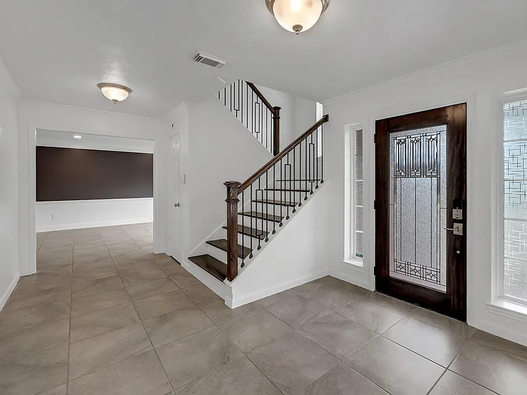 4422 Warwick Dr — Photo 10