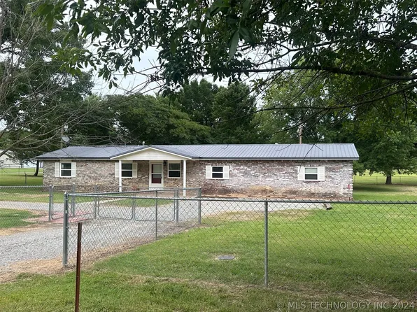 968 SW 1070th Ave, Wilburton, OK 74578