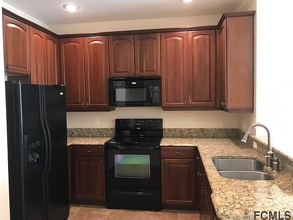 4th image of 35 Riverview Bnd S Unit 1814