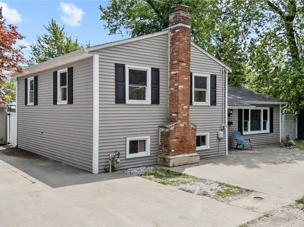 210 House Ct, Fairport Harbor, OH 44077