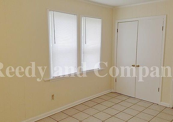5th image of 4870 Bradford Dr