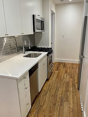 2nd image of 304 10th St #298-20
