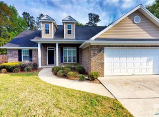 528 Cobblestone Cir, Bloomingdale, GA 31302