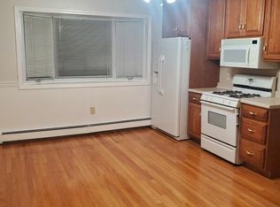 80 Cohasset St, Worcester, MA 01604