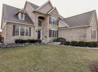 10599 Huntersfield Dr, Carmel, IN 46032