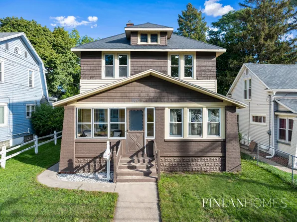 957 Adams St SE, Grand Rapids, MI 49507