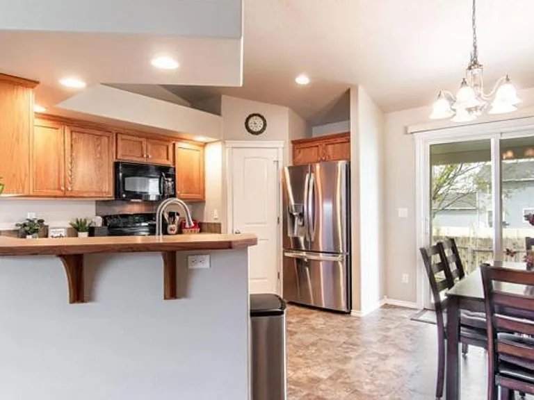 4249 E Lochsa River Dr — Photo 4