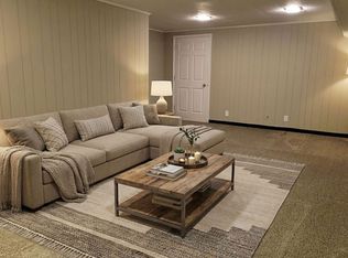 1200 N Quarry Rd APT B1211, Marion, IN 46952