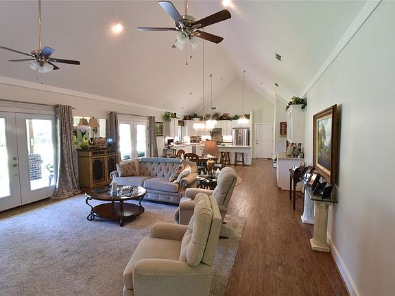 5th image of 149 El Dorado Dr