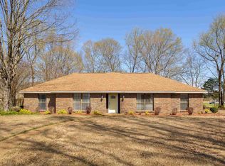 105 Lovelace Cir, Florence, AL 35633