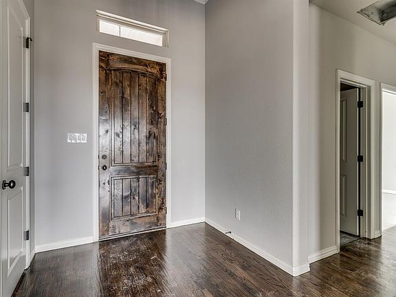 3rd image of 120 Katalina Ln