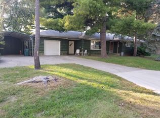 4555 Harding Ct, Muskegon, MI 49441