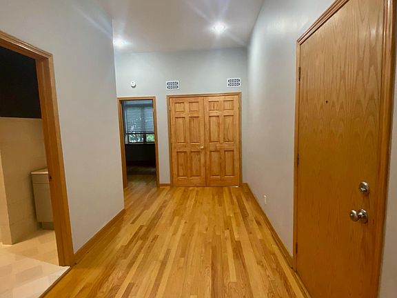 5th image of 4172 S Wallace St #2