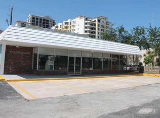 1442 Fruitville Rd, Sarasota, FL 34236