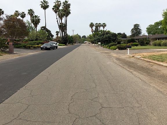 5th image of 6148 E Montecito Ave