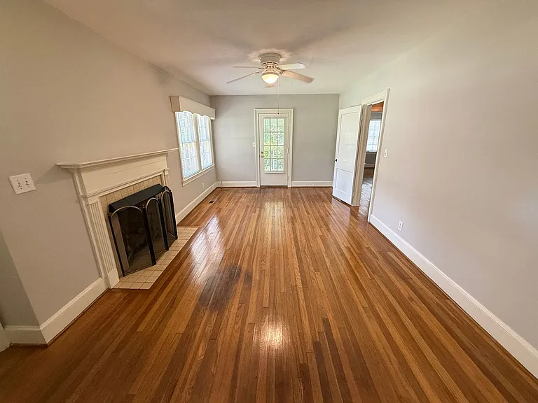 211 Dodd St NW — Photo 4