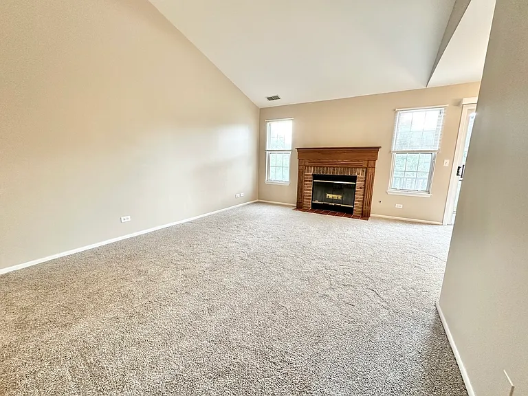1202 Clearview Ct — Photo 9
