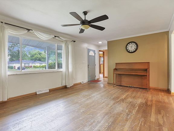 5th image of 5627 N Meadows Blvd