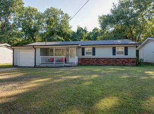 2934 E Southeast Cir, Springfield, MO 65802