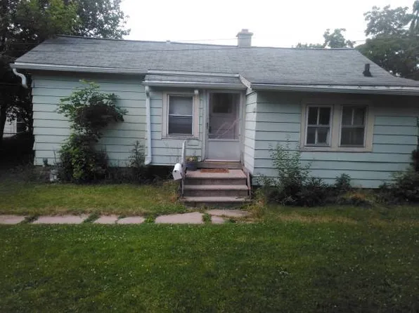 (undisclosed Address), Milwaukee, WI 53220