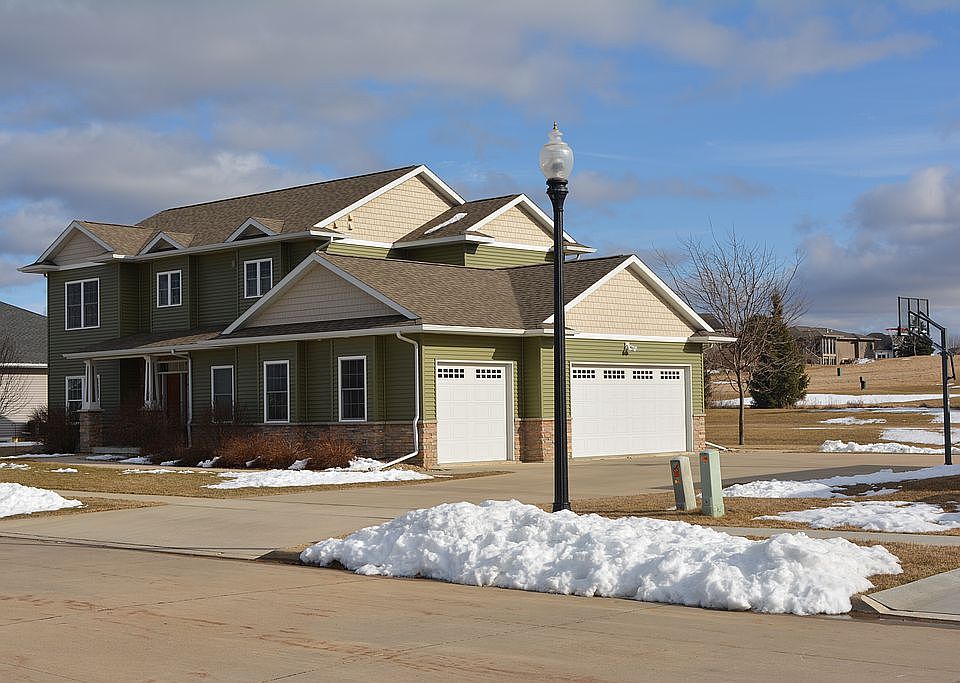 2nd image of 125 Flintstone Dr