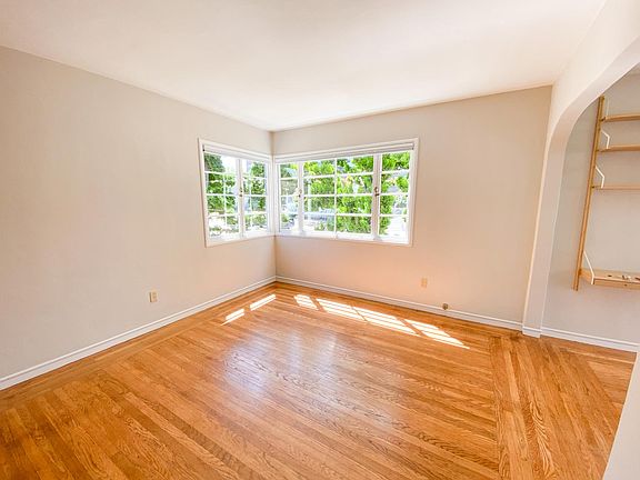 3rd image of 1505 Berkeley Way