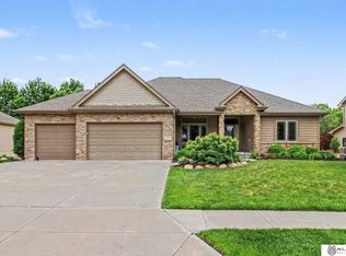 1317 S 195th St, Omaha, NE 68130