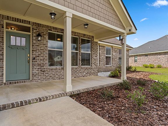 3rd image of 3824 Arbor Dr