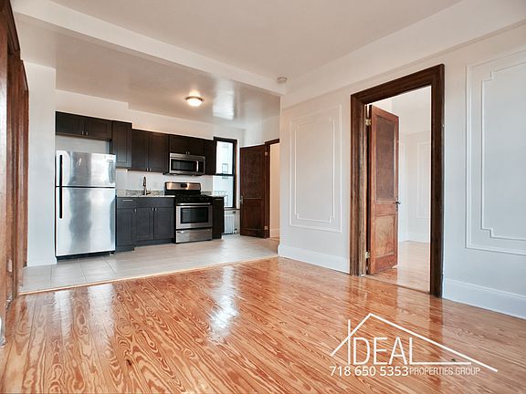 3rd image of 284 14th St #2C
