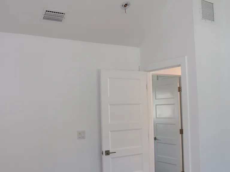 8635 Boca Ciega Dr — Photo 12