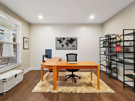 5th image of 7128 Mayfield Ave