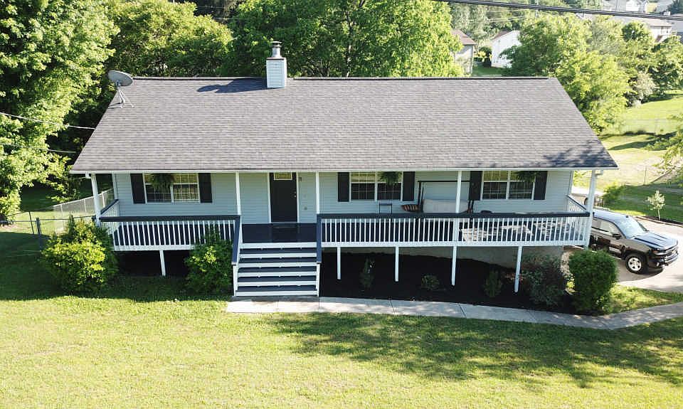 1st image of 4304 Larigo Dr