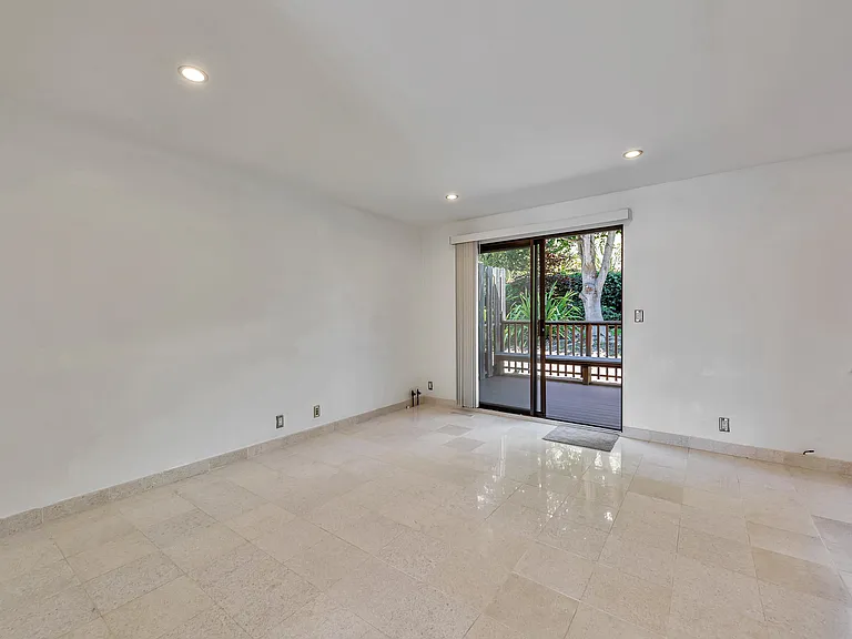 603 Stonegate Dr — Photo 9