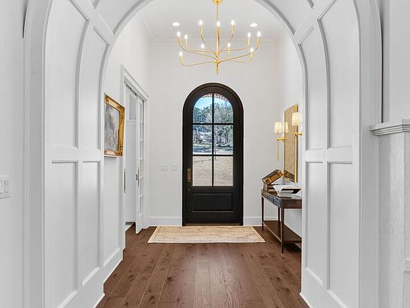 4th image of 8707 Falcon Place