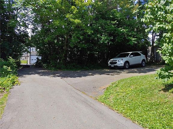 5th image of 363 Green St #2