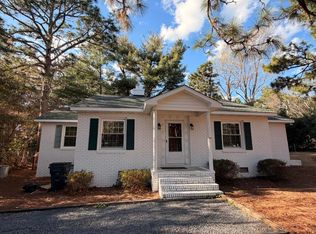 680 N Bennett St, Southern Pines, NC 28387