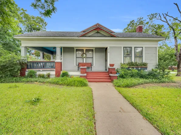 219 N 5th St, Midlothian, TX 76065
