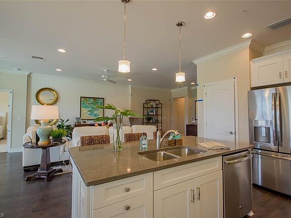 4th image of 6947 Avalon Circle Dr #1907