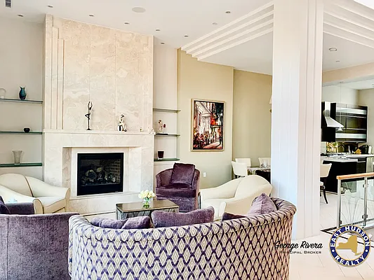 Rented by East Hudson Realty | media 8