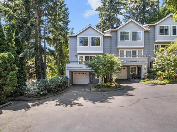 4528 Lower Dr, Lake Oswego, OR 97034