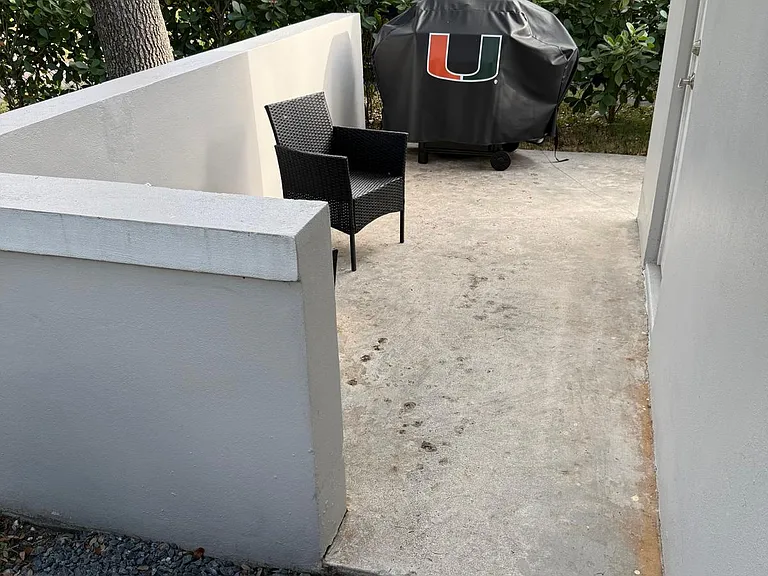 400 Miller Rd — Photo 21