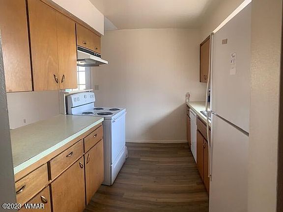 4th image of 720 4th Ave